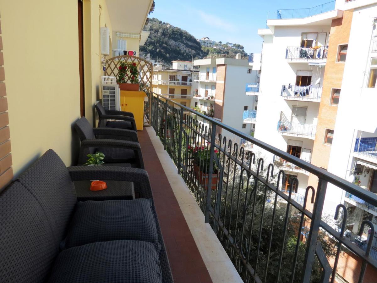 Syrene Apartment Соренто Екстериор снимка